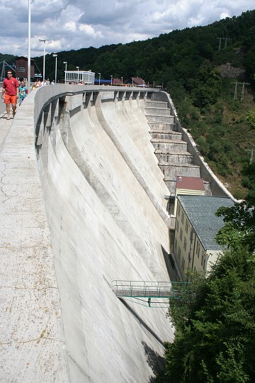 img00001.jpg