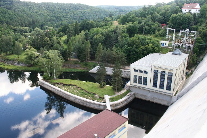 img00016.jpg